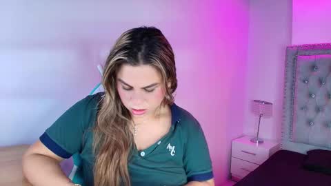 Lia  online show from March 2026 04:30:02 AM