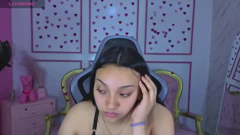 Snapshot of lia_harper_t chatting on June 2026 02:47:02 AM lia_harper_t online show from June 2026 02:47:02 AM