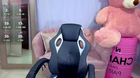 Snapshot of lia_harper_t chatting on July 2026 12:57:02 PM lia_harper_t online show from July 2026 12:57:02 PM