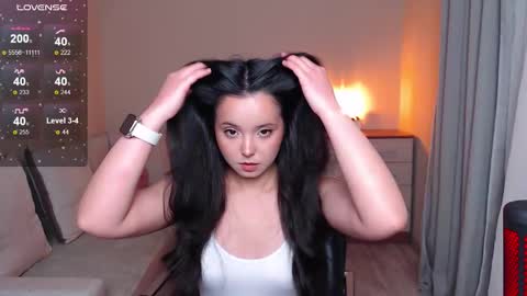 L I A online show from November 2025 05:02:01 PM