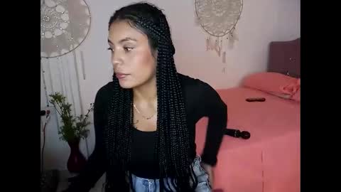 Lia online show from March 2026 09:25:01 PM