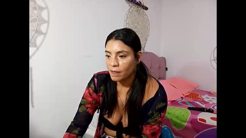 Snapshot of lia_hottie chatting on May 2026 08:39:01 PM Lia online show from May 2026 08:39:01 PM