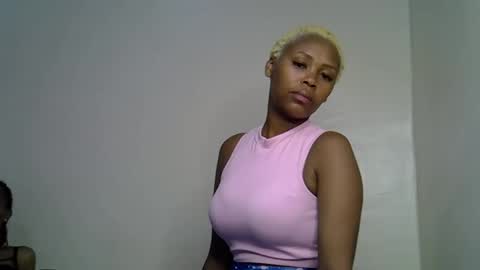 lia online show from October 2025 07:23:02 PM