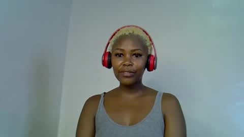 lia online show from October 2025 05:24:02 PM