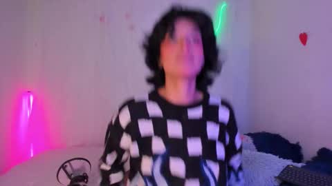 Snapshot of lia_leandro888 chatting on February 2026 09:33:02 PM lia_leandro888 online show from February 2026 09:33:02 PM