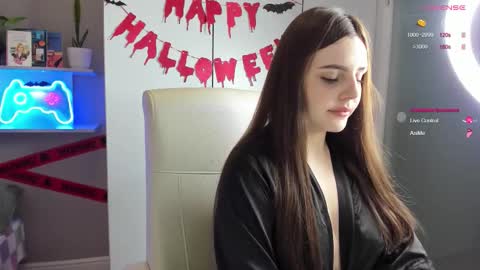 Lia online show from October 2025 06:43:02 AM