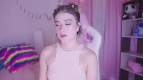 Snapshot of lia_mackenzie chatting on May 2026 03:46:02 AM liaa online show from May 2026 03:46:02 AM