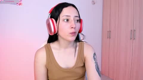 Little Queen Lia  online show from February 2025 01:13:01 AM