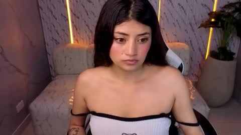 Online 1400 - 2100 online show from March 2026 02:50:01 AM