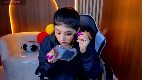 Snapshot of lia_queen_tx chatting on July 2026 03:08:01 AM Online 1400 - 2100 online show from July 2026 03:08:01 AM