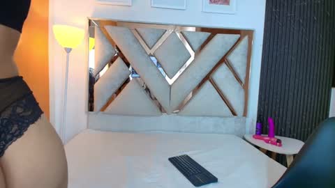 lia_roseh online show from September 2025 07:41:01 PM