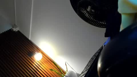 Lia  online show from February 2025 05:15:02 AM