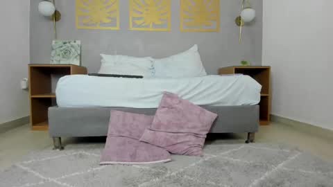 Lia  online show from February 2025 05:24:02 AM