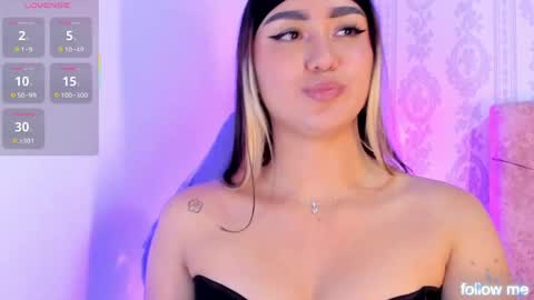 Snapshot of liaa_18 chatting on May 2026 06:19:02 AM Liaa online show from May 2026 06:19:02 AM