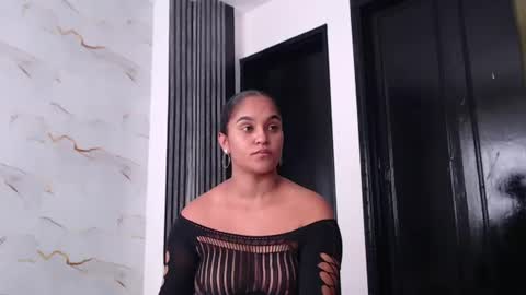 Snapshot of liaa_cams chatting on June 2026 08:22:02 PM liaa_cams online show from June 2026 08:22:02 PM