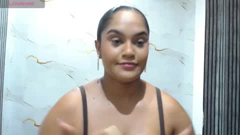 Snapshot of liaa_cams chatting on July 2026 03:20:02 AM liaa_cams online show from July 2026 03:20:02 AM