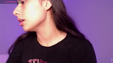   lia  online show from November 2025 02:17:02 AM