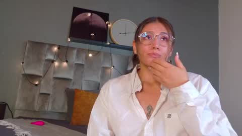 Snapshot of liaamoretti__ chatting on May 2026 10:36:01 AM L I A online show from May 2026 10:36:01 AM