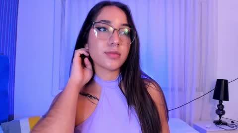 liaa turner  online show from October 2025 09:21:01 PM