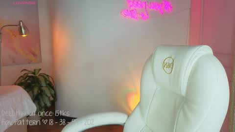 Lia Cox online show from November 2025 03:16:02 AM