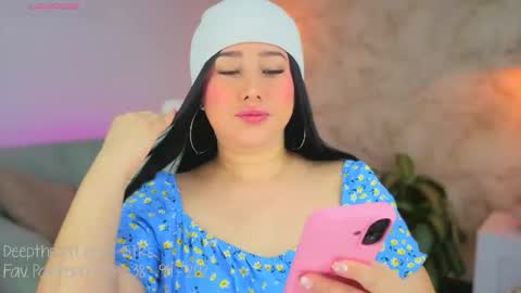 Lia Cox online show from November 2025 03:01:02 AM