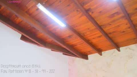 Lia Cox online show from November 2025 03:39:01 AM