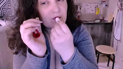 miss Lia  colection for travel online show from October 2025 01:18:01 AM