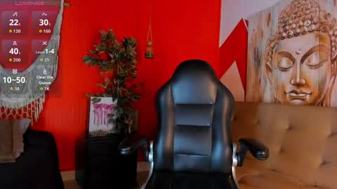 Snapshot of liahspencer chatting on May 2026 07:11:02 PM lia online show from May 2026 07:11:02 PM