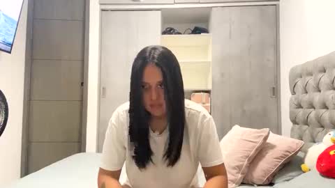 Snapshot of liajamess chatting on November 2025 02:32:02 AM Lian online show from November 2025 02:32:02 AM