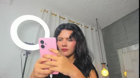 Snapshot of liakalifa chatting on May 2026 01:22:02 AM Lia online show from May 2026 01:22:02 AM