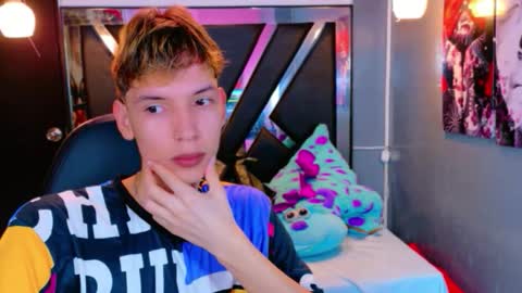 liam_green1 online show from February 2026 01:20:01 PM