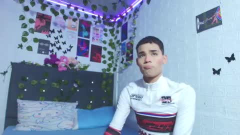 liam_honey18 online show from September 2025 02:38:02 AM