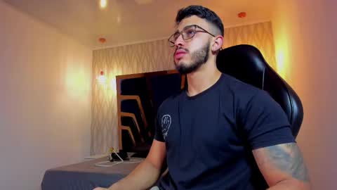 LIAM KLEIN online show from March 2026 11:28:02 AM