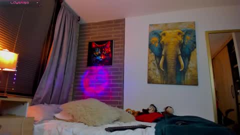 Snapshot of liam_oficial chatting on February 2026 03:06:01 AM liam online show from February 2026 03:06:01 AM