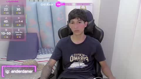 Snapshot of liam_play chatting on June 2026 04:04:02 AM LIAM online show from June 2026 04:04:02 AM