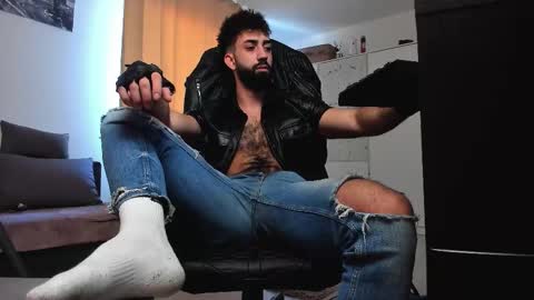 Liam online show from March 2026 08:42:01 AM