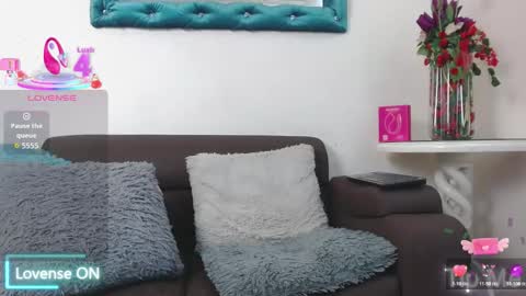 Liam  online show from January 2026 12:10:02 PM