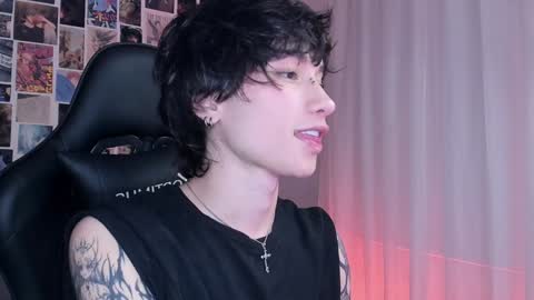 Snapshot of liamelf chatting on January 2025 05:58:02 AM Liam online show from January 2025 05:58:02 AM