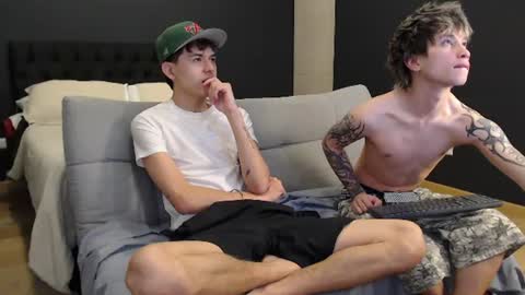 Snapshot of liamelf chatting on July 2026 06:08:01 AM Liam online show from July 2026 06:08:01 AM