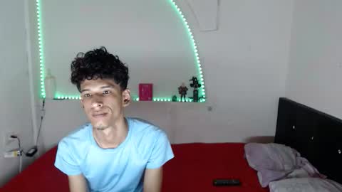 Snapshot of liammendoza98 chatting on March 2026 03:08:01 AM LIAM KAI online show from March 2026 03:08:01 AM