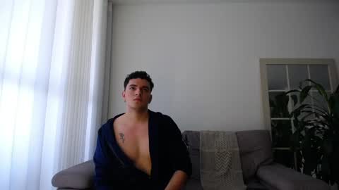  LIAM SURRENDER  online show from April 2026 08:22:02 PM