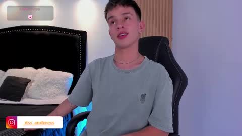 Snapshot of liamwild20 chatting on June 2026 05:01:02 AM liam online show from June 2026 05:01:02 AM