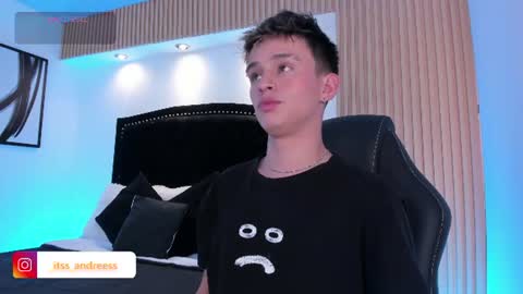Snapshot of liamwild20 chatting on July 2026 04:26:02 AM liam online show from July 2026 04:26:02 AM
