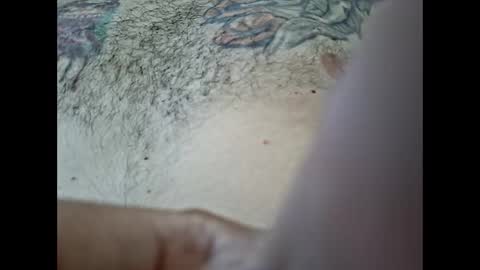 Snapshot of lian5602 chatting on May 2026 12:01:01 PM LiamCross online show from May 2026 12:01:01 PM