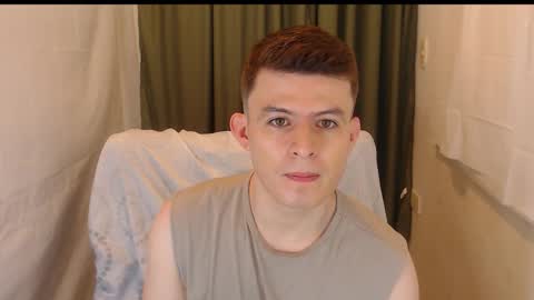 lian_eathan online show from November 2025 01:59:02 PM