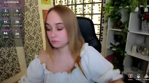 Liana online show from March 2025 05:22:02 AM