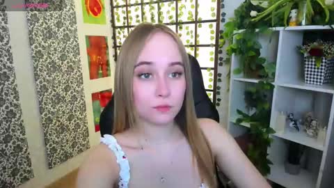 Liana online show from March 2025 02:10:02 AM