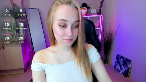 Snapshot of lianabright chatting on April 2026 02:14:01 AM Liana online show from April 2026 02:14:01 AM