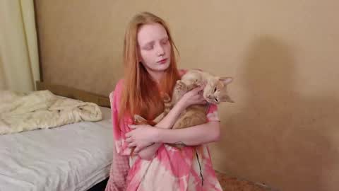 Lliana online show from April 2026 07:36:01 AM