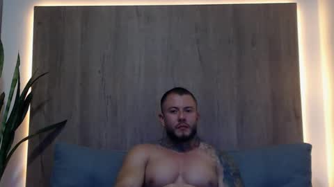 Snapshot of lianjones9 chatting on February 2025 09:58:01 PM lianjones9 online show from February 2025 09:58:01 PM